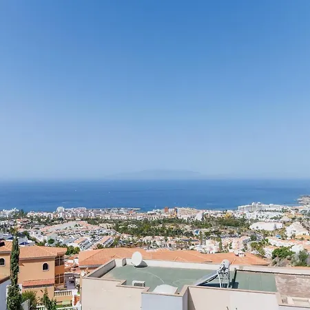 Villa Touch The Sky In San Eugenio *