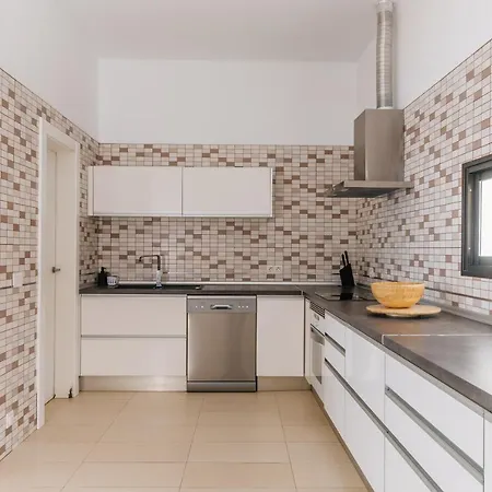Villa Touch The Sky In San Eugenio